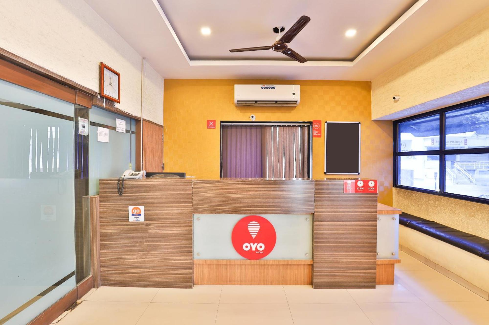 Oyo 3444日出酒店 Gorwa 外观 照片